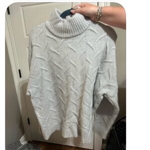 Wonderly Light Gray Cable Knit Turtleneck Sweater